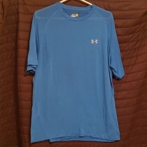 Under Armour t-shirt